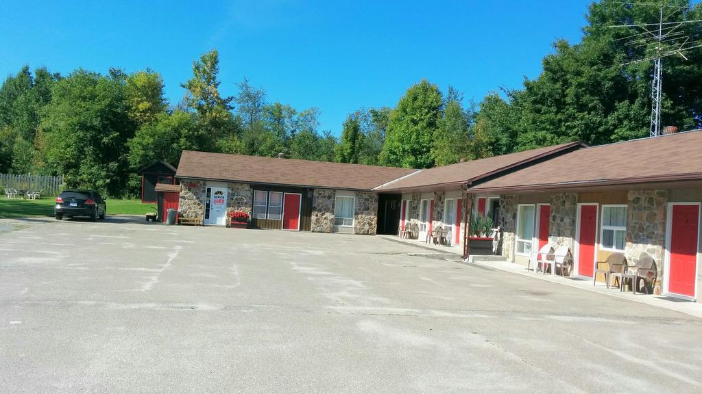 Westport Station Motel Buitenkant foto